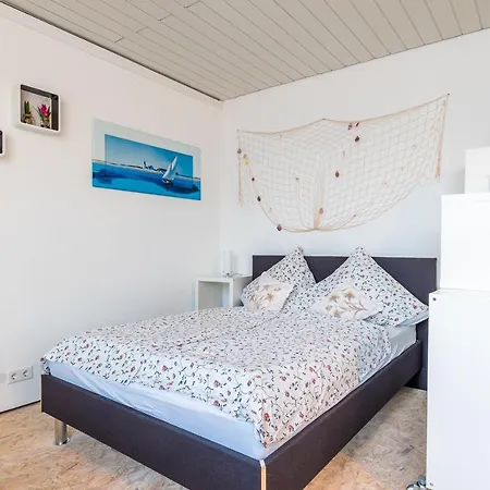3003 Kleine Strandnixe - #96289